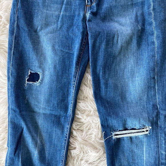 Joe’s Jeans Charlie High Rise Crop Distressed - Picture 6 of 13